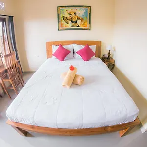  Privatunterkunft Witantra House
